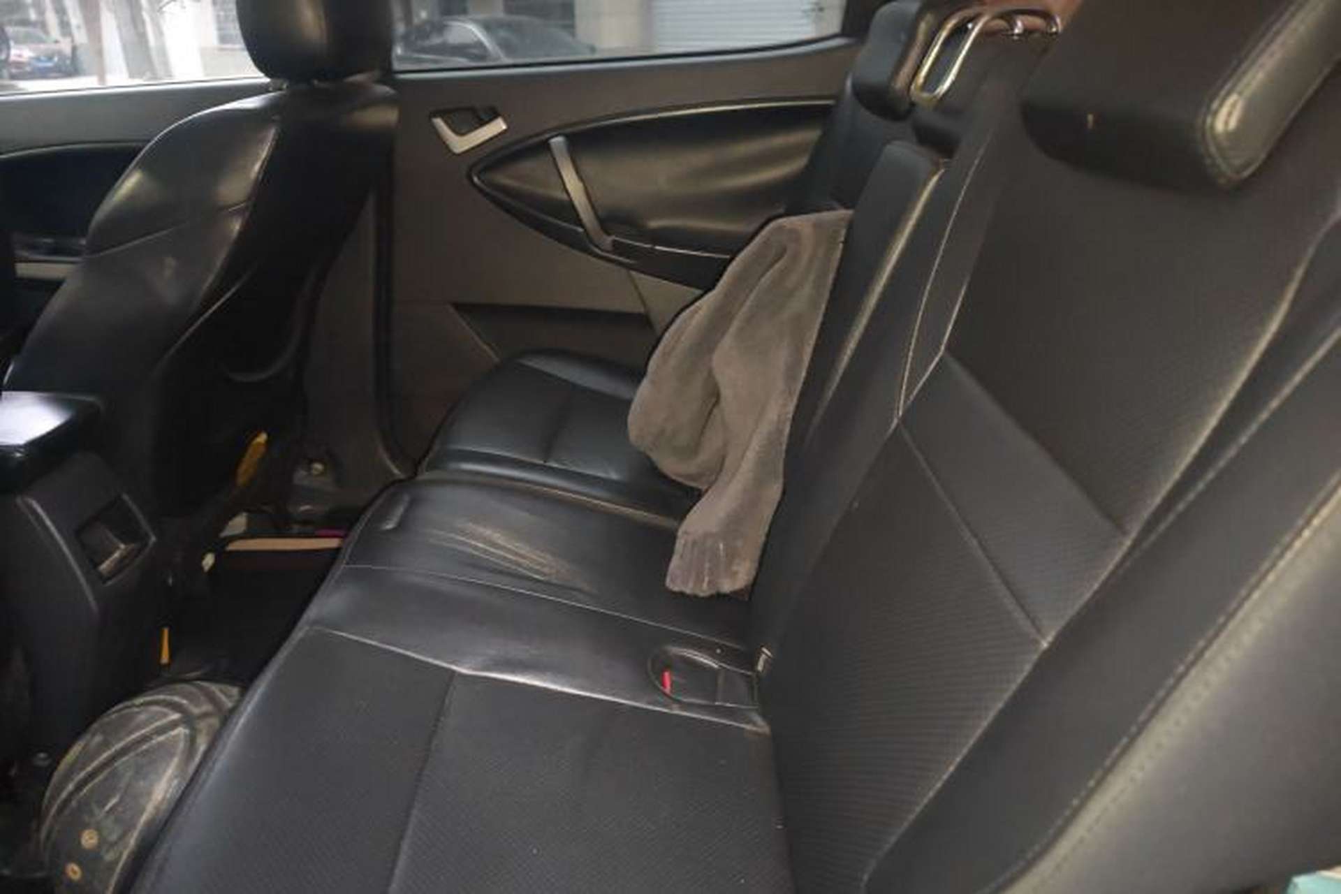 Used Geely Auto GX7 2013 1.8L Manual Elite Model Left Rear Seat
