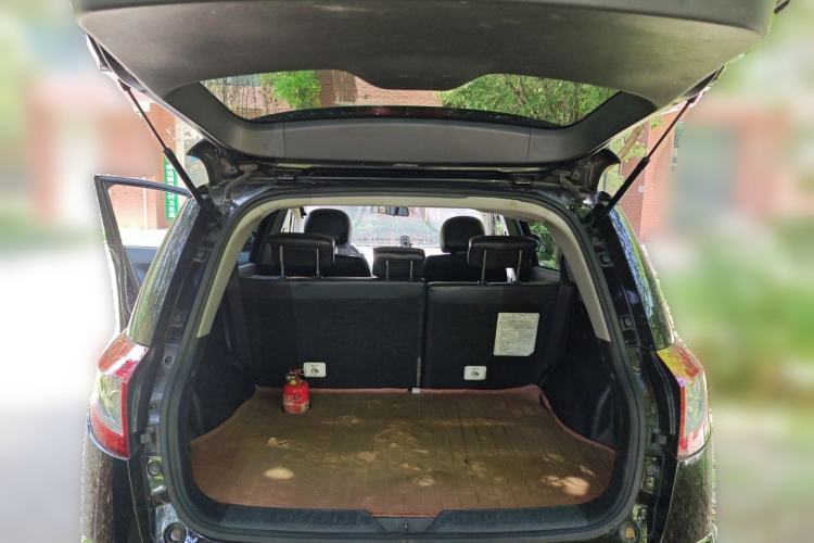 Used Geely Auto GX7 2013 1.8L Manual Entry-Level Model Trunk