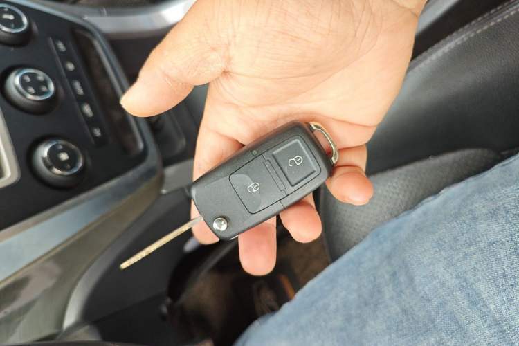 Used Geely Auto GX7 2013 1.8L Manual Luxury Model Vehicle Key