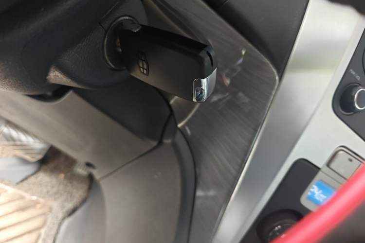 Used Geely Auto GX7 2013 2.4L Automatic Prestige Edition Vehicle Key