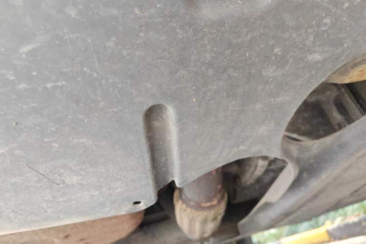 Used Geely Auto GX7 2013 2.0L Automatic Entry-Level Trim Chassis Rear Left