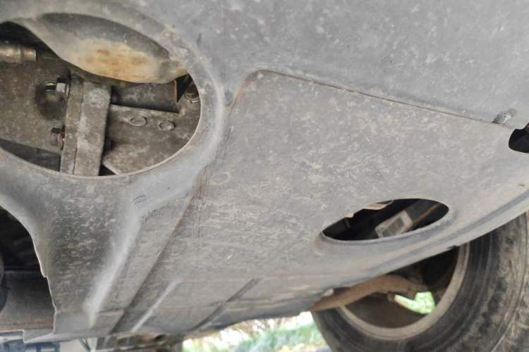 Used Geely Auto GX7 2013 2.0L Automatic Entry-Level Trim Chassis Rear
