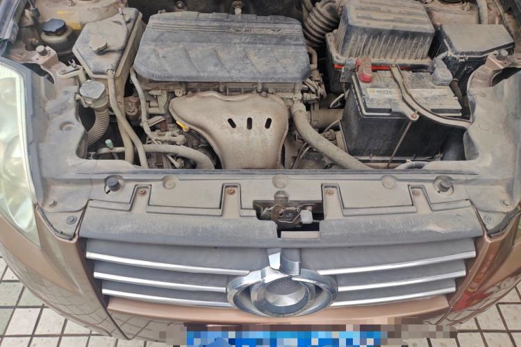 Used Geely Auto GX7 2013 2.0L Automatic Entry-Level Trim Engine Bay