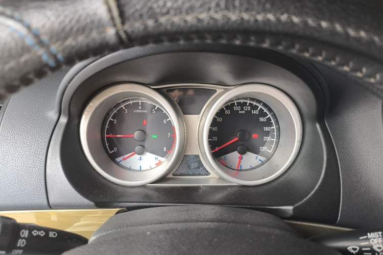 Used Geely Auto GX7 2013 2.0L Automatic Prestige Edition Instrument Cluster