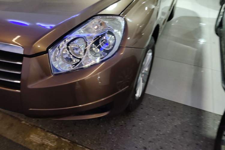 Used Geely Auto GX7 2013 2.0L Automatic Prestige Edition Left Front Headlight