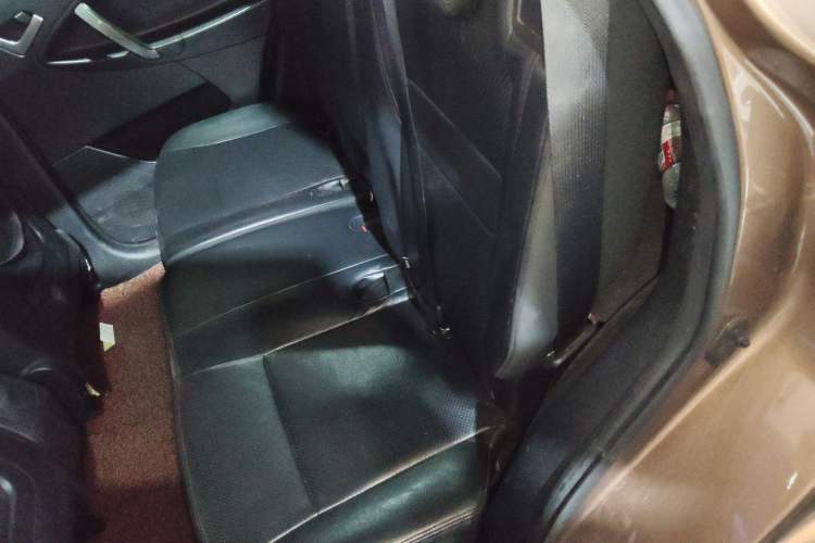 Used Geely Auto GX7 2013 2.0L Automatic Prestige Edition Left Rear Seat
