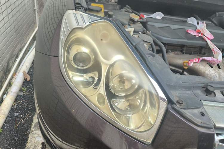 Used Geely Auto GX7 2013 2.0L Automatic Prestige Edition Right Front Headlight