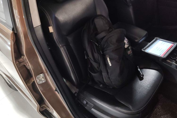 Used Geely Auto GX7 2013 2.0L Automatic Prestige Edition Right Front Seat