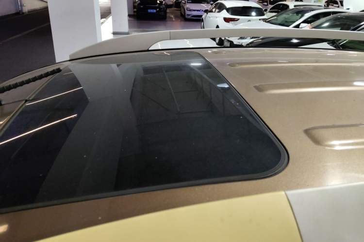 Used Geely Auto GX7 2013 2.0L Automatic Prestige Edition Roof