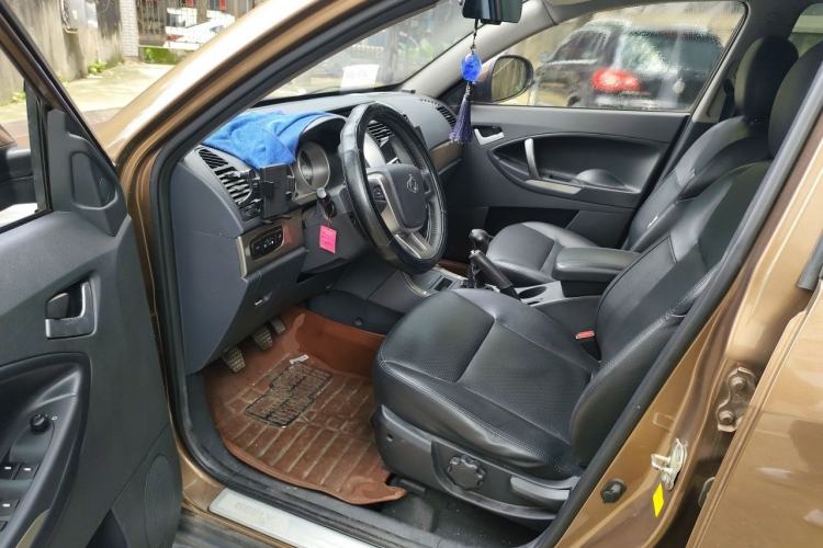 Used Geely Auto GX7 2013 2.0L Manual Entry-Level Trim Driver Seat