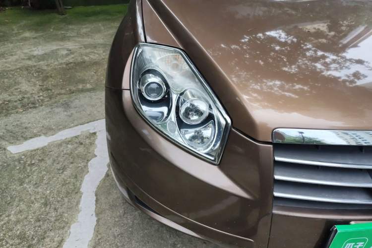 Used Geely Auto GX7 2013 2.0L Manual Entry-Level Trim Right Front Headlight