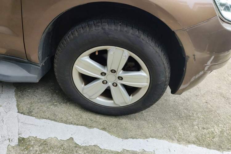Used Geely Auto GX7 2013 2.0L Manual Entry-Level Trim Right Front Wheel Hub