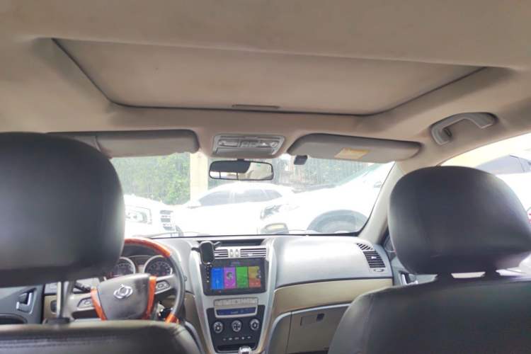 Used Geely Auto GX7 2013 2.0L Automatic Prestige Edition Headliner