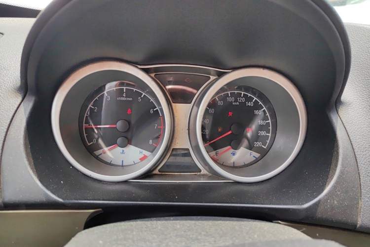 Used Geely Auto GX7 2013 2.0L Automatic Prestige Edition Instrument Cluster