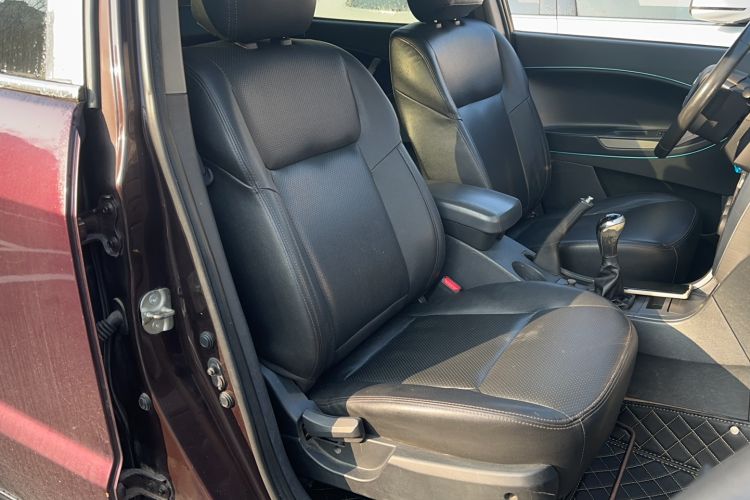 Used Geely Auto GX7 2013 1.8L Manual Elite Model Right Front Seat