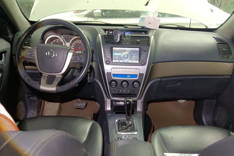 Used Geely Auto GX7 2013 2.0L Automatic Prestige Edition Center Console