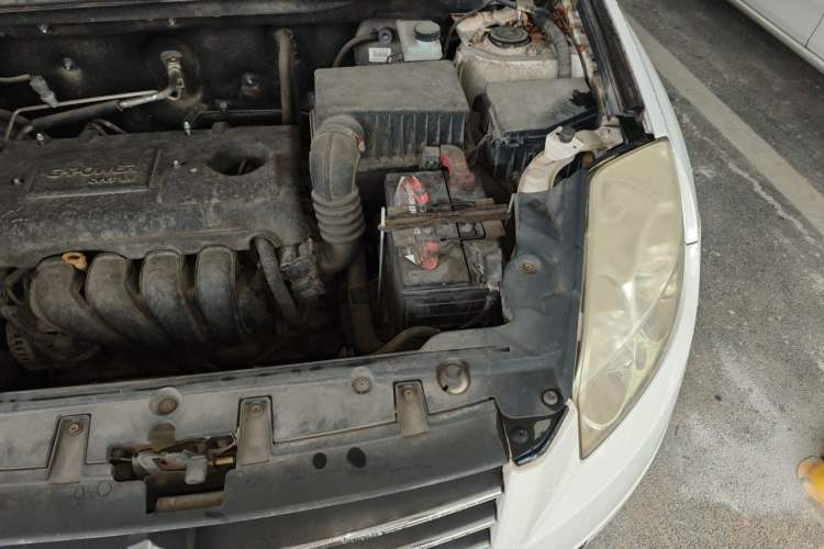 Used Geely Auto GX7 2013 1.8L Manual Entry-Level Model Engine Bay Left