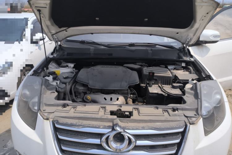 Used Geely Auto GX7 2013 2.0L Automatic Entry-Level Trim Engine Bay