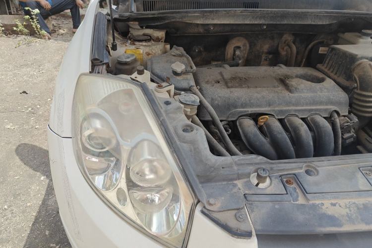 Used Geely Auto GX7 2013 1.8L Manual Elite Model Engine Bay Right