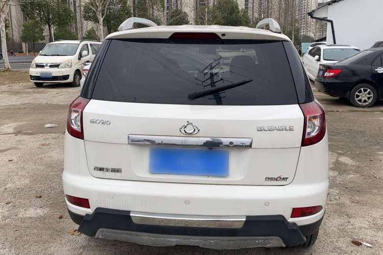 Used Geely Auto GX7 2013 2.0L Automatic Entry-Level Trim Exterior 4