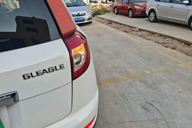Used Geely Auto GX7 2013 1.8L Manual Luxury Model Exterior 6
