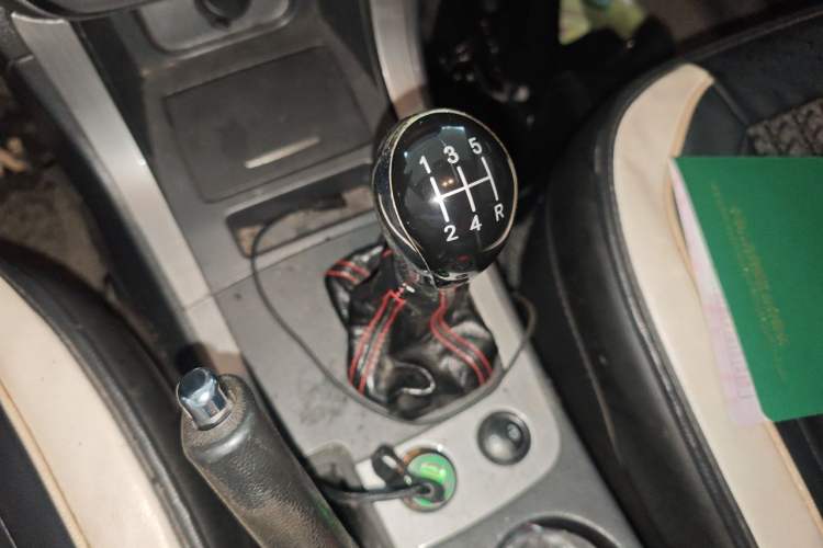 Used Geely Auto GX7 2013 1.8L Manual Entry-Level Model Gear Lever