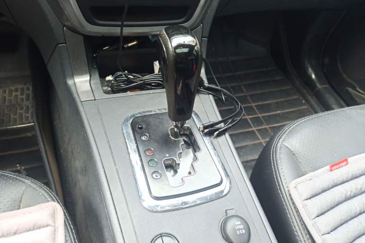 Used Geely Auto GX7 2013 2.0L Automatic Prestige Edition Gear Lever