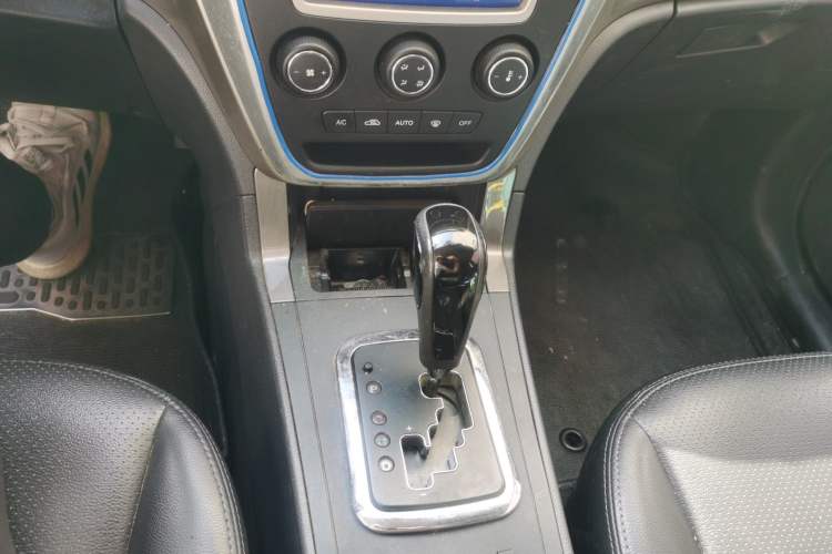 Used Geely Auto GX7 2013 2.0L Automatic Prestige Edition Gear Lever