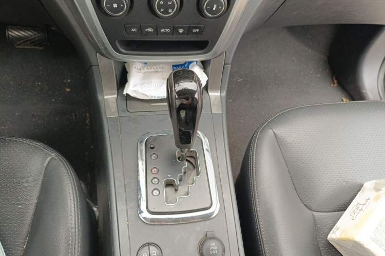 Used Geely Auto GX7 2013 2.0L Automatic Prestige Edition Gear Lever