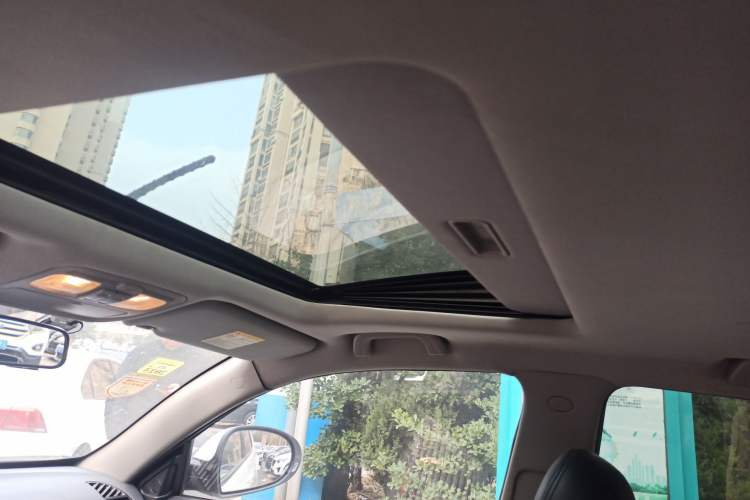 Used Geely Auto GX7 2013 2.0L Automatic Prestige Edition Headliner