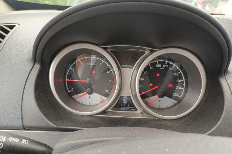 Used Geely Auto GX7 2013 2.0L Automatic Prestige Edition Instrument Cluster