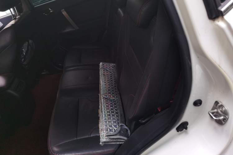 Used Geely Auto GX7 2013 2.0L Automatic Prestige Edition Left Rear Seat