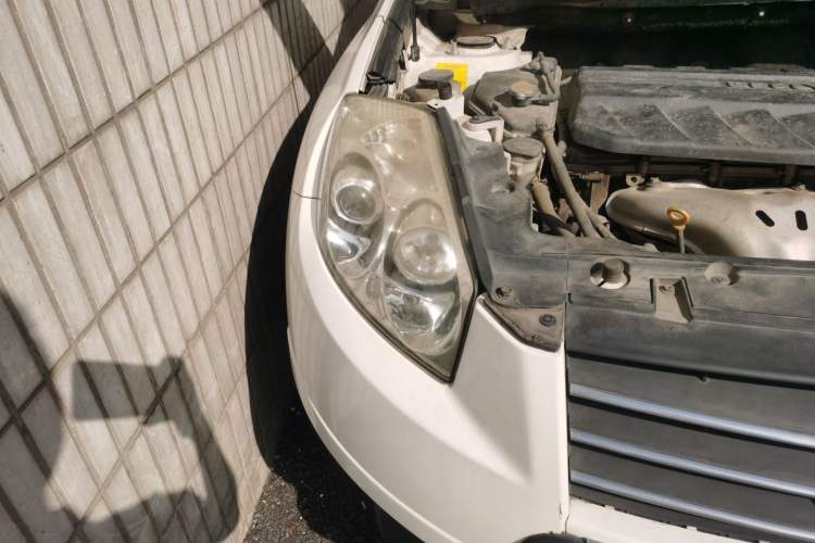 Used Geely Auto GX7 2013 2.0L Automatic Prestige Edition Right Front Headlight