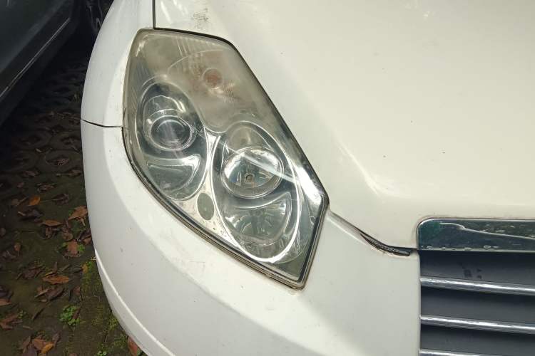 Used Geely Auto GX7 2013 2.0L Automatic Prestige Edition Right Front Headlight
