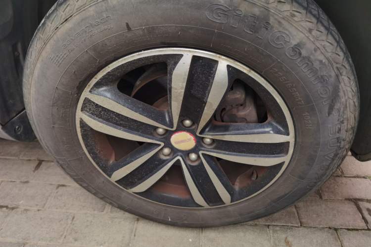 Used Geely Auto GX7 2013 2.0L Automatic Prestige Edition Right Front Wheel Hub