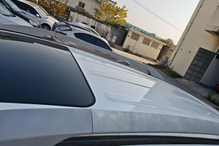 Used Geely Auto GX7 2013 1.8L Manual Luxury Model Roof