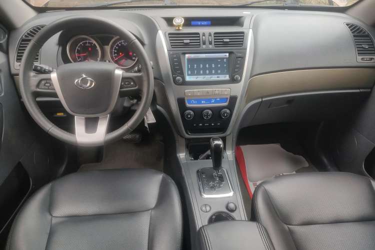 Used Geely Auto GX7 2013 2.0L Automatic Prestige Edition Center Console
