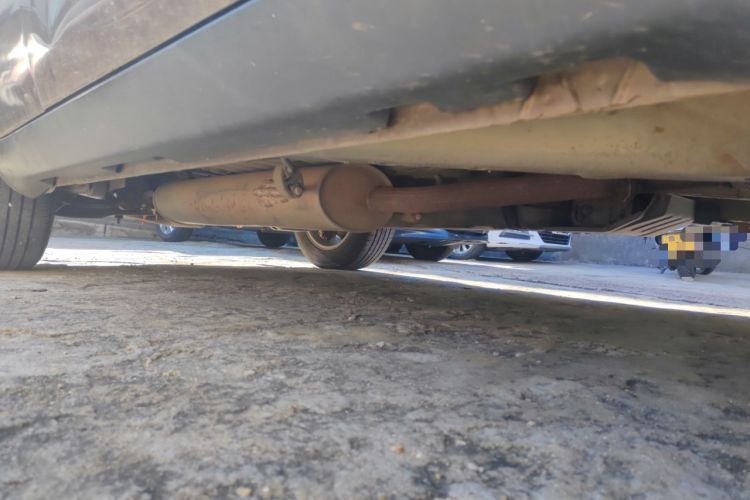 Used Geely Auto GX7 2013 1.8L Manual Entry-Level Model Chassis Front Right