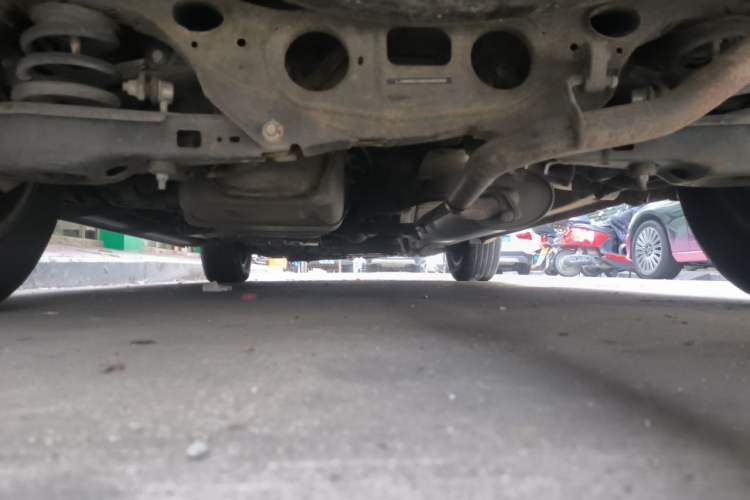 Used Geely Auto GX7 2013 2.0L Automatic Prestige Edition Chassis Rear