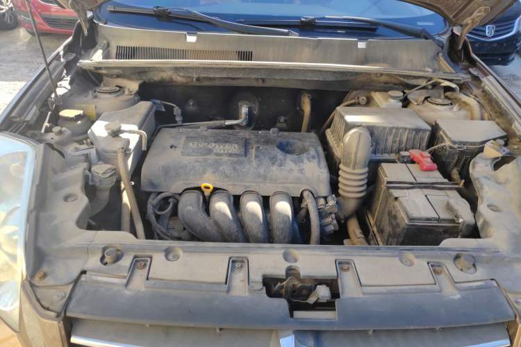 Used Geely Auto GX7 2013 1.8L Manual Entry-Level Model Engine Bay