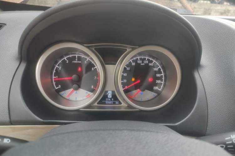 Used Geely Auto GX7 2013 2.0L Automatic Prestige Edition Instrument Cluster