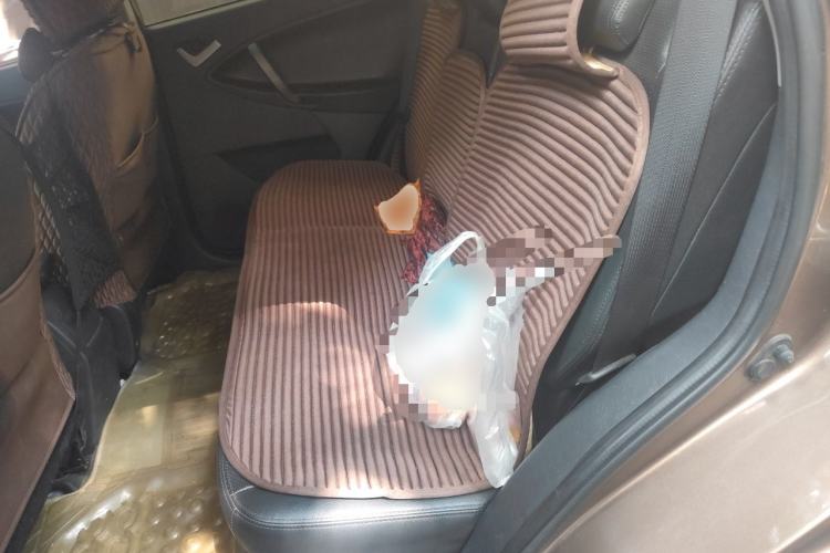 Used Geely Auto GX7 2013 2.0L Automatic Prestige Edition Left Rear Seat