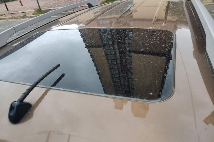 Used Geely Auto GX7 2013 2.0L Automatic Prestige Edition Roof