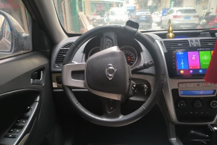 Used Geely Auto GX7 2013 2.0L Automatic Prestige Edition Steering Wheel