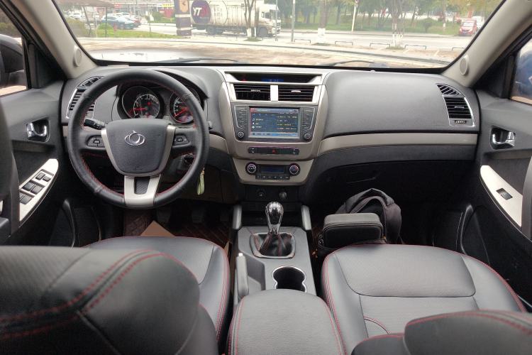 Used Geely Auto GX7 2014 1.8L Manual Luxury Model Center Console