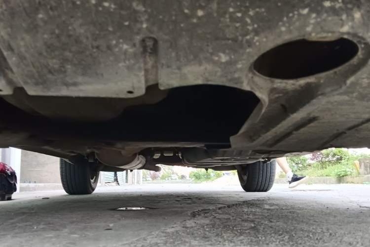 Used Geely Auto GX7 2014 1.8L Manual Elite Model Chassis Front