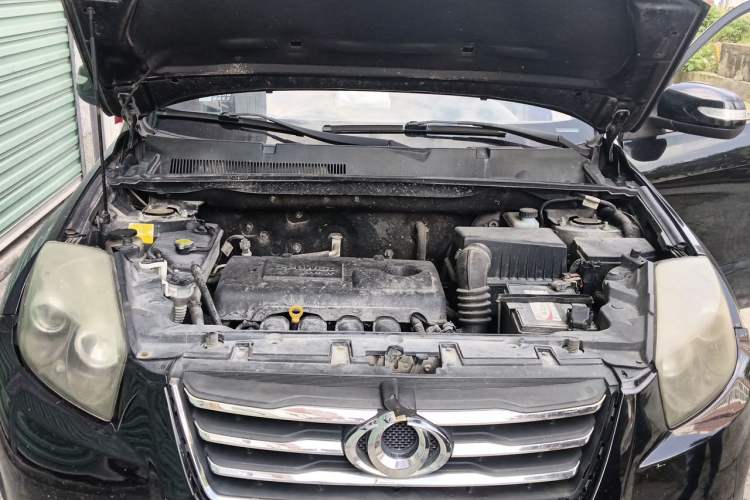 Used Geely Auto GX7 2014 1.8L Manual Elite Model Engine Bay