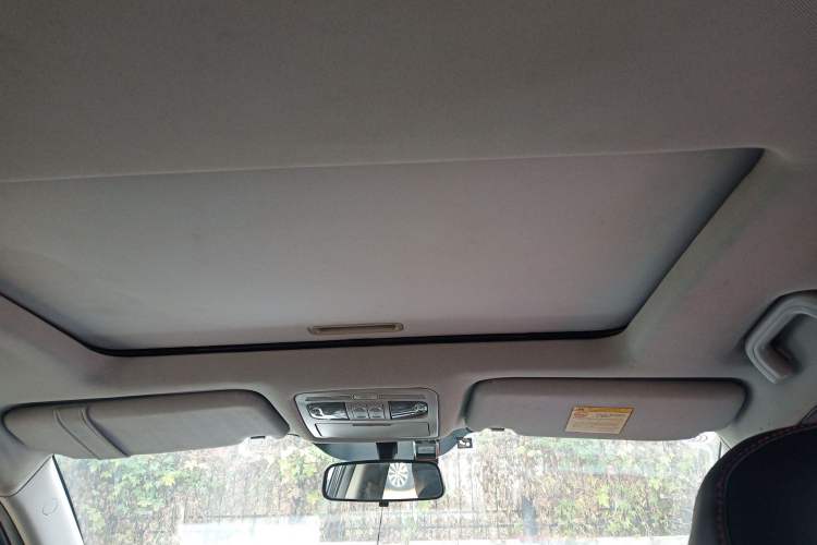 Used Geely Auto GX7 2014 1.8L Manual Value-Added Sunroof Edition Headliner