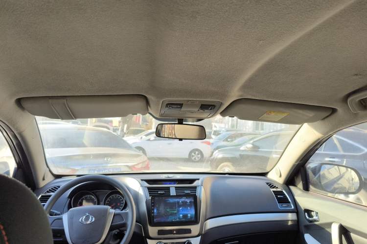 Used Geely Auto GX7 2014 1.8L Manual Value Edition Headliner