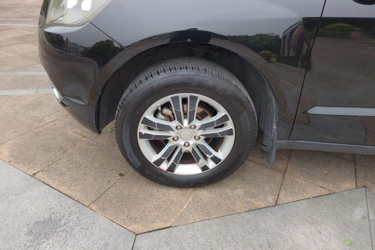 Used Geely Auto GX7 2014 1.8L Manual Luxury Model Left Front Wheel Hub